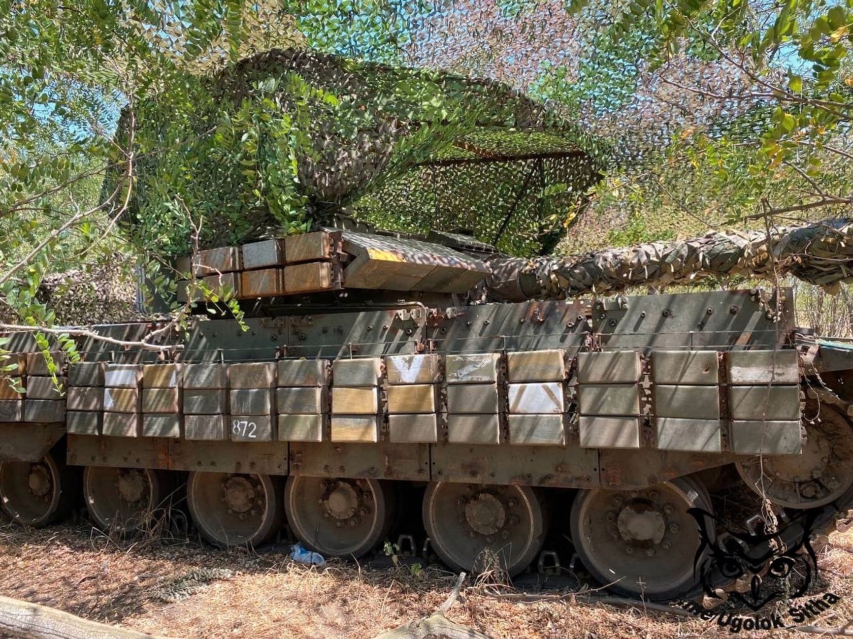 Танк Т-80БВК после необычного апгрейда